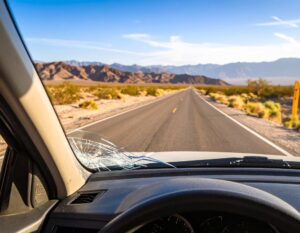 broken windshield in Arizona - Same Day Windshield